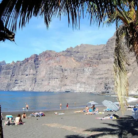 Wonderland Tierra Fertil Gigantes Daire