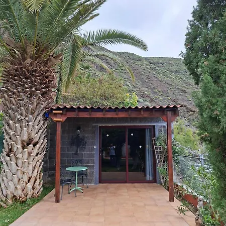 Wonderland Tierra Fertil Gigantes Santiago Del Teide